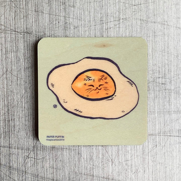 Egg Cat Magnet